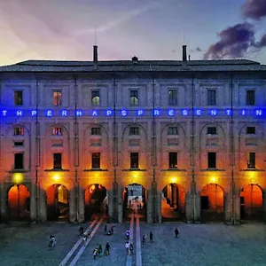  Appartamento Charming In Parma/ Teatro Regio / Wifi Italia